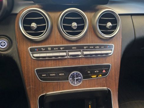 Used 2019 Mercedes-Benz C 300 4MATIC Sedan image 27