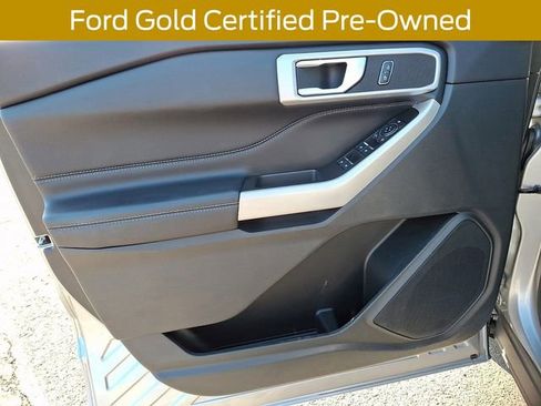 Used 2022 Ford Explorer XLT w/ Class IV Trailer Tow Package image 13