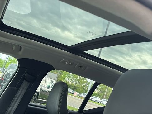 Certified 2026 Volvo XC40 B5 Plus AWD/4WD image 10