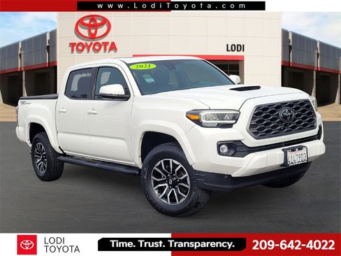 Used 2021 Toyota Tacoma TRD Sport w/ TRD Premium Sport Package image 1