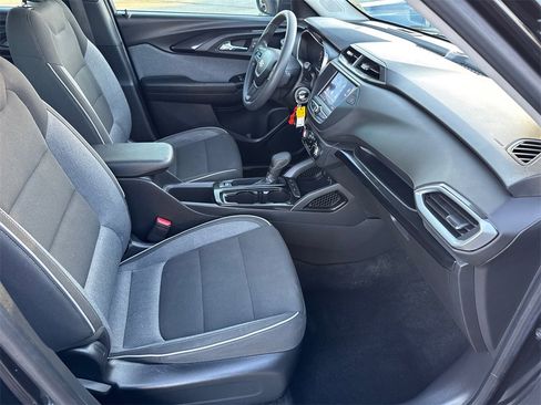 Used 2021 Chevrolet TrailBlazer LS w/ LPO, Blackout Package image 14