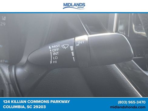 Used 2020 Toyota Corolla LE FWD image 23