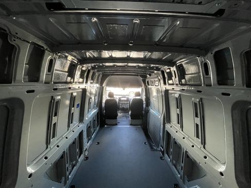 New 2025 Mercedes-Benz Sprinter 2500 image 7