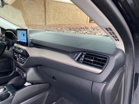 Used 2022 Ford Escape SE w/ Convenience Package FWD image 57