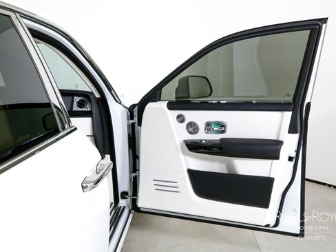 Certified 2024 Rolls-Royce Phantom Sedan RWD image 35