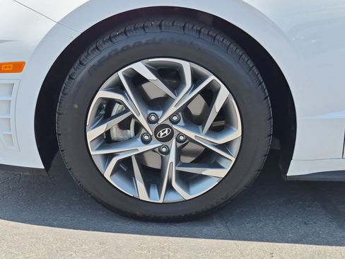 Certified 2023 Hyundai Sonata SEL FWD image 13