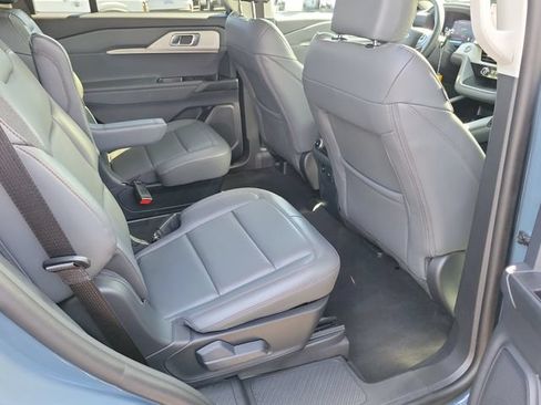 Used 2026 Ford Explorer Active w/ Active Comfort Package RWD image 18