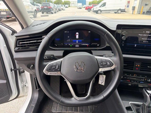 Used 2025 Volkswagen Jetta S FWD image 20