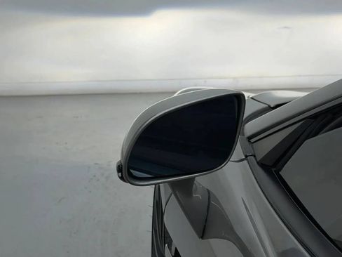 Used 2017 McLaren 570S RWD image 29