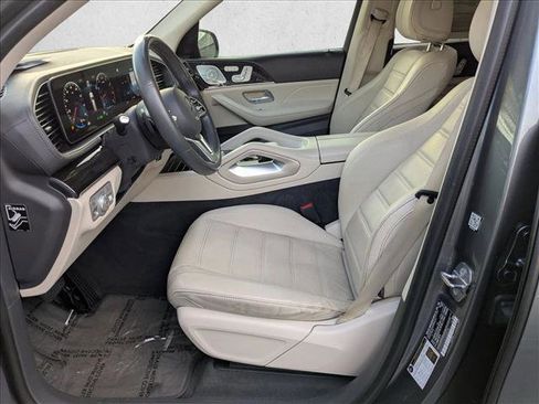 Used 2020 Mercedes-Benz GLS 450 4MATIC image 15