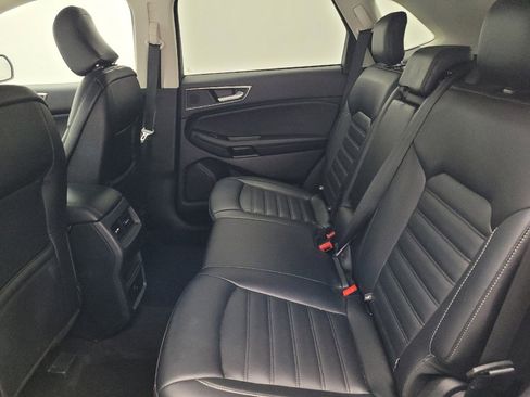 Used 2024 Ford Edge SEL image 18