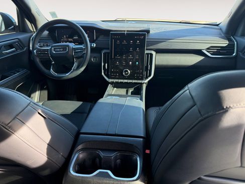 Used 2024 GMC Acadia Elevation w/ Black Edition image 10