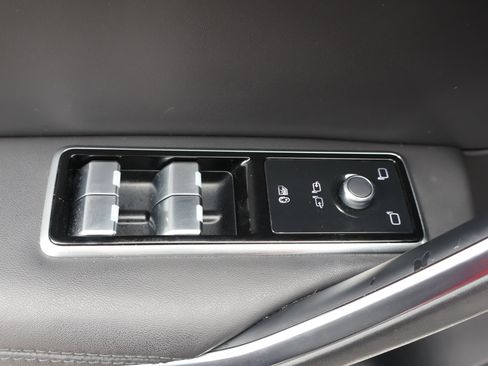 Used 2021 Jaguar F-PACE S image 16