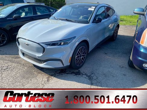 Used 2025 Ford Mustang Mach-E Premium AWD/4WD image 1