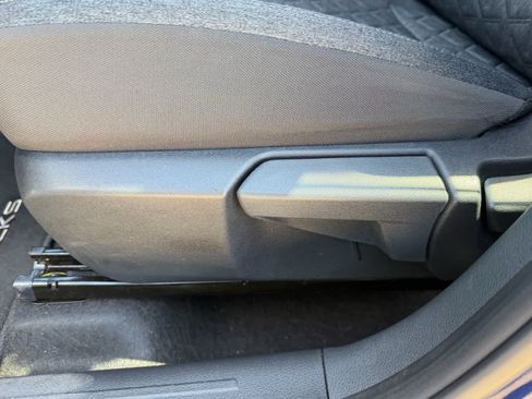 Used 2026 Nissan Kicks SV FWD image 22