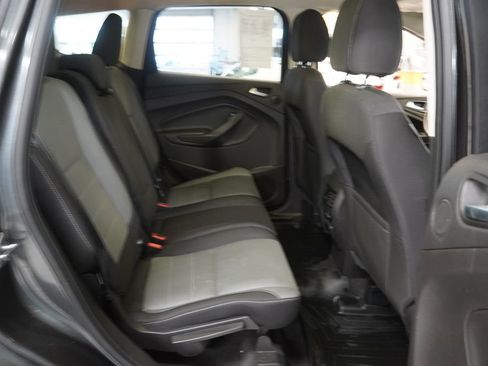 Used 2016 Ford Escape SE w/ Equipment Group 201A image 29