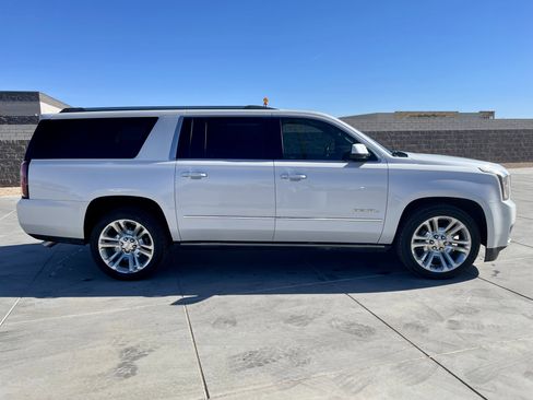 Used 2017 GMC Yukon XL Denali w/ Open Road Package image 8