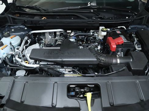 Certified 2026 Nissan Rogue SV image 35