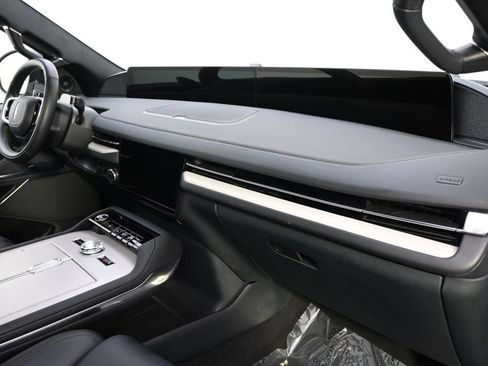 New 2026 Lincoln Navigator Reserve w/ Jet Appearance Package AWD/4WD image 15