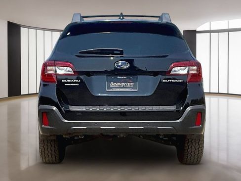 Used 2018 Subaru Outback 2.5i Limited AWD/4WD image 6