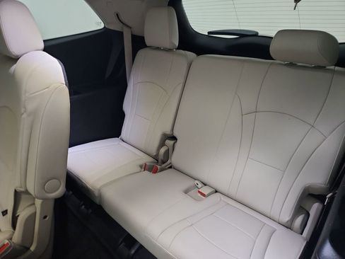 Used 2023 Buick Enclave Essence w/ Experience Buick Package FWD image 27
