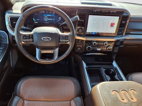 Used 2024 Ford F250 King Ranch w/ Chrome Package image 9