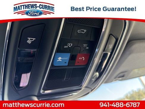 Used 2023 Jeep Grand Cherokee L Limited image 24