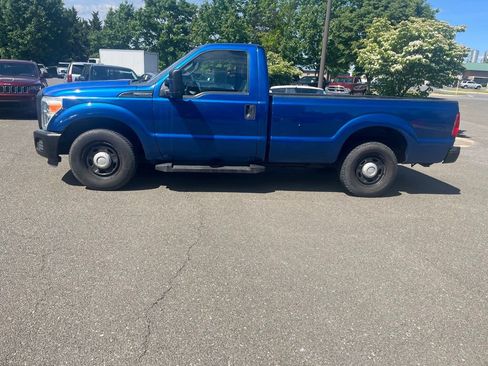 Used 2016 Ford F250 XL RWD image 4