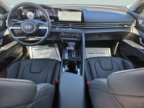 New 2026 Hyundai Elantra Limited FWD image 15
