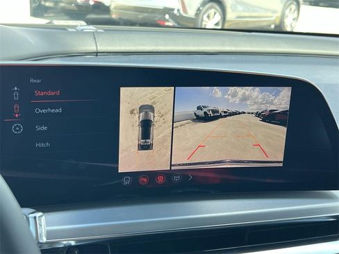 New 2026 Cadillac Lyriq V image 20