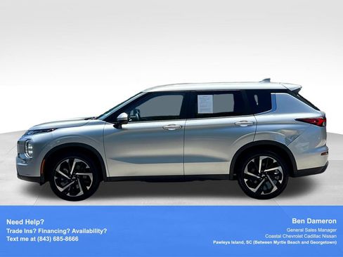 Used 2022 Mitsubishi Outlander ES FWD image 13