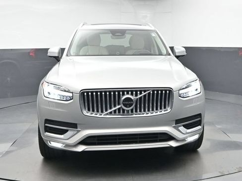Used 2024 Volvo XC90 B6 Ultimate AWD/4WD image 2