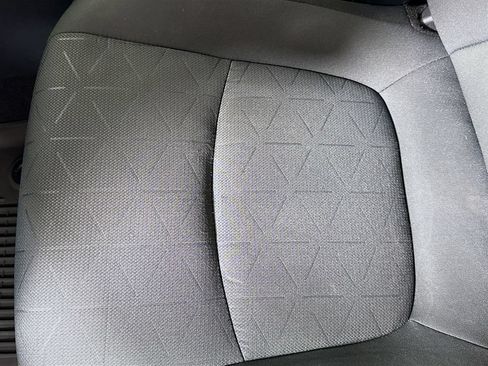 Used 2021 Toyota RAV4 XLE w/ XLE Grade Weather Package FWD image 20