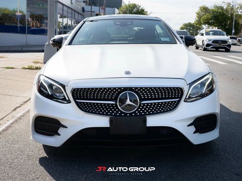 Used 2018 Mercedes-Benz E 400 4MATIC Coupe image 2