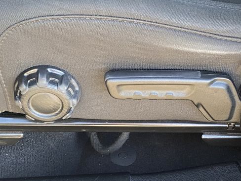 Used 2020 Jeep Wrangler Unlimited Sport image 30