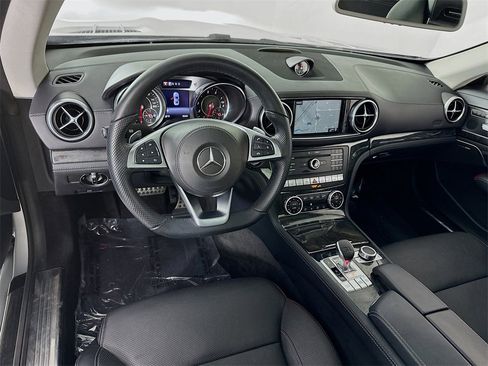 Used 2019 Mercedes-Benz SL 450 w/ Premium Package image 23