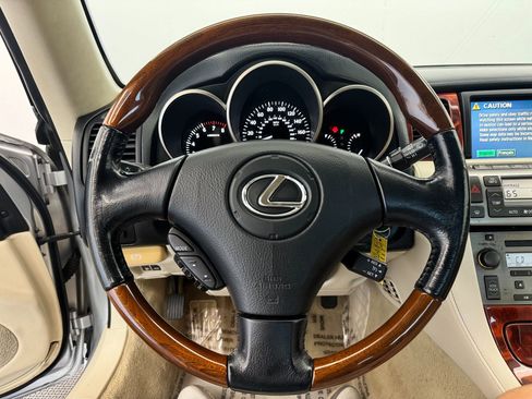 Used 2007 Lexus SC 430 Convertible image 16