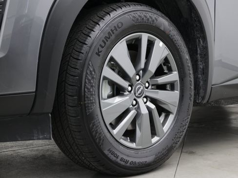 Used 2026 Nissan Pathfinder SV AWD/4WD image 11