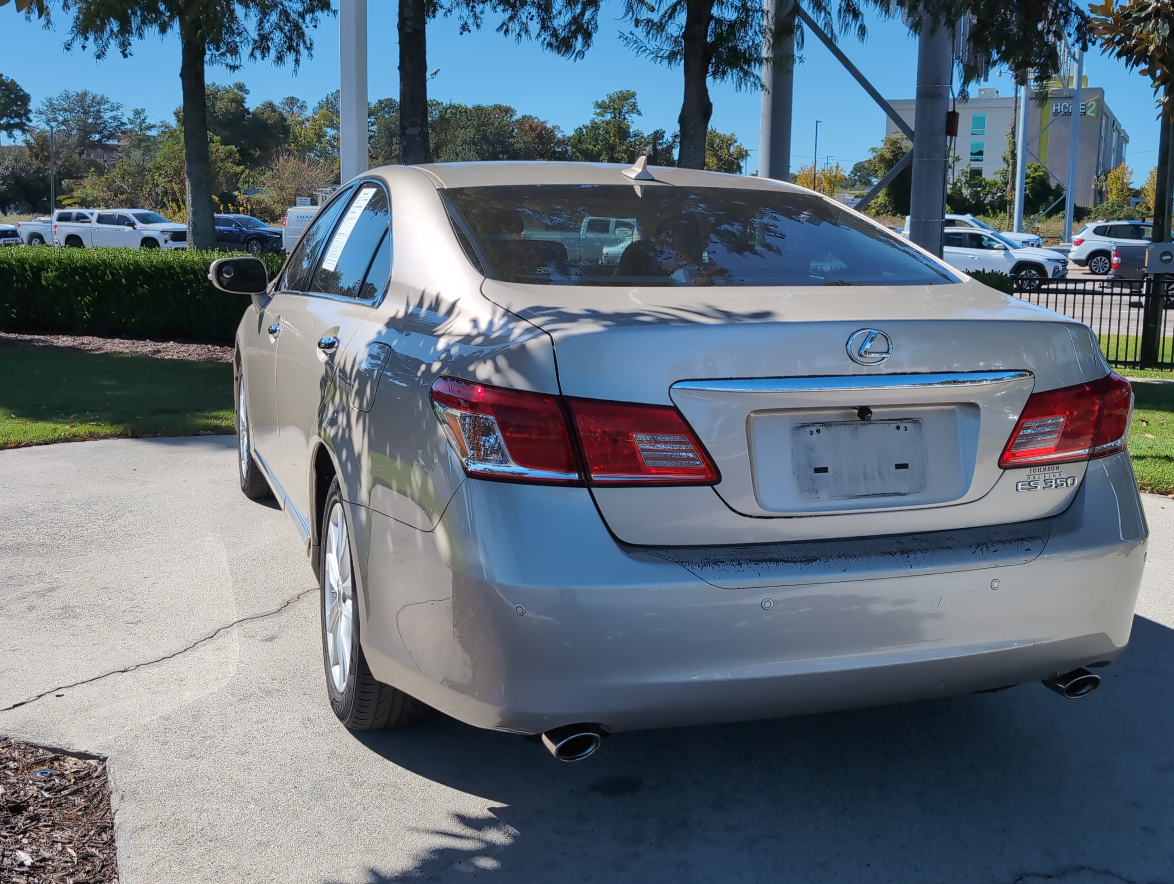 Used 2011 Lexus ES 350 FWD image 8
