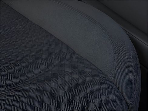 New 2025 Chevrolet Silverado 1500 LT image 21