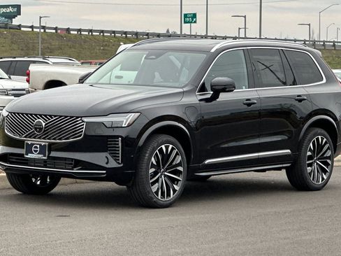 New 2026 Volvo XC90 T8 Ultra w/ Protection Package Premier AWD/4WD image 7