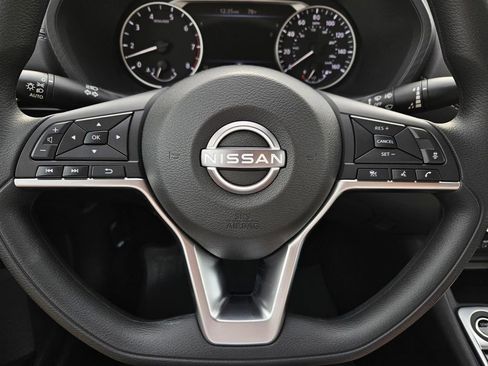 New 2025 Nissan Sentra SV w/ Trunk Package image 21