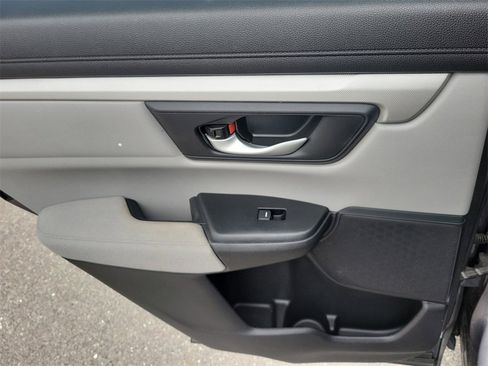 Used 2017 Honda CR-V LX image 15