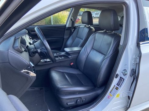 Used 2018 Toyota Avalon Touring w/ All Weather Liner Package FWD image 26