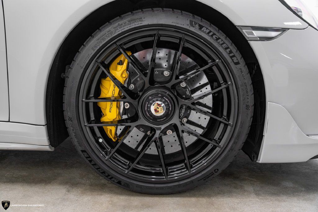 Used 2018 Porsche 911 Turbo S AWD/4WD image 9