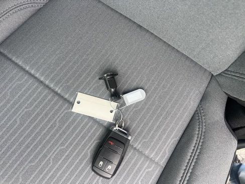 Used 2024 RAM 2500 Big Horn w/ Bed Utility Group image 26