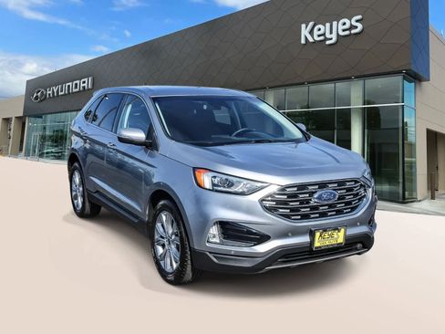 Used 2022 Ford Edge Titanium image 3