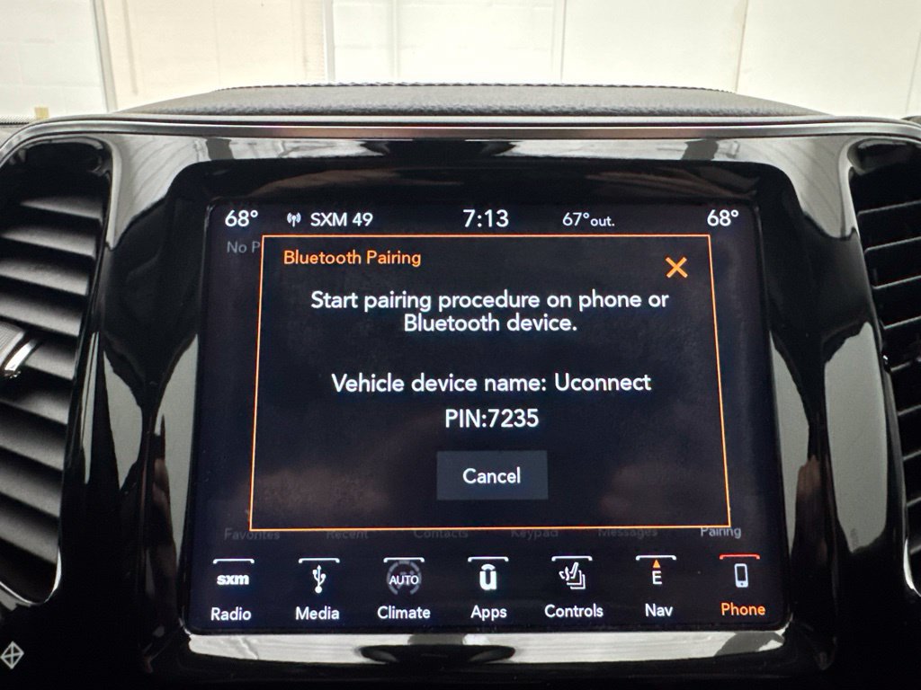 Used 2019 Jeep Cherokee Limited AWD/4WD image 29
