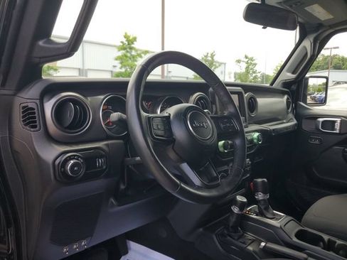 Used 2023 Jeep Wrangler Sport AWD/4WD image 11