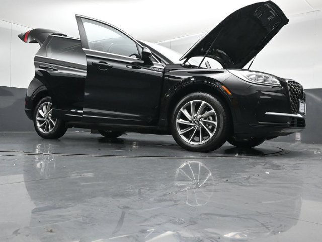 Certified 2025 Lincoln Corsair Grand Touring AWD/4WD image 53